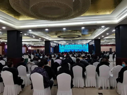 筑牢食安防線，提升專業(yè)能力——市餐飲服務(wù)食品安全從業(yè)人員業(yè)務(wù)培訓(xùn)班首站在準(zhǔn)旗成功召開(kāi)